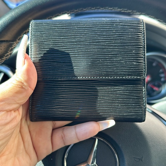 Louis Vuitton wallet - Picture 2 of 7